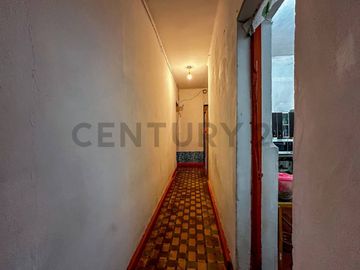 ¡DEPARTAMENTO EN VENTA EN PRIMER PISO, CÓMODO Y CERCA DE TODO LO QUE NECESITAS!