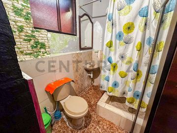 ¡DEPARTAMENTO EN VENTA EN PRIMER PISO, CÓMODO Y CERCA DE TODO LO QUE NECESITAS!
