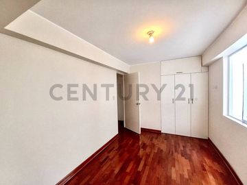 Vendo departamento de 80 m2 en San Miguel -  2 Habitaciones - Sin Alcabala