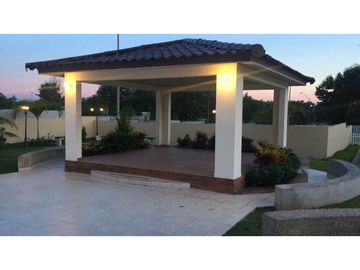 VENDO CASA EN LA CHORRERA 3R (DMFS)