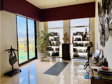 Se vende PENTHOUSE en santa maria