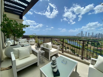Se vende PENTHOUSE en santa maria