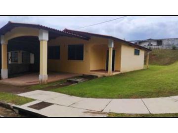 VENDO CASA EN BRISAS DEL GOLF 3R (DMFS)