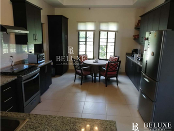 VENDO/ALQUILO CASA CON CASA DE HUESPED EN ZONA DE PLAYA/Montaña (6)