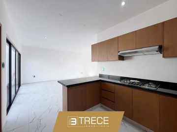 Casa en venta Fraccionamiento Lomas de La Rioja, Riviera Veracruzana, Alvarado
