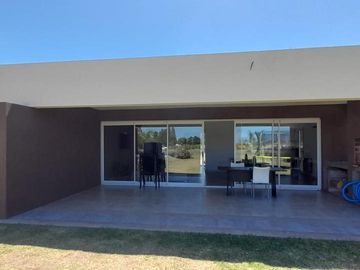 Casa en   LA HORQUETA