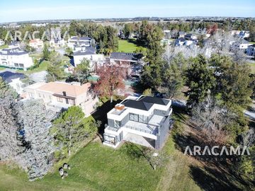 VENTA CASA EN SAINT THOMAS - CANNING