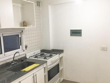 EXCELENTE 3 AMBIENTES EN DUPLEX COMO A ESTRENAR CON 2 BALCONES Y COCHERA CUBIERTA