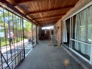 Casa en Funes