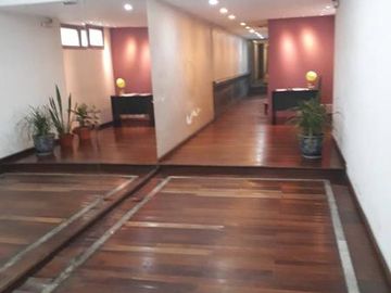 VENTA-DEPARTAMENTO DE 2 DORMITORIOS-BUENOS AIRES Y 9 DE JULIO-AMPLIO