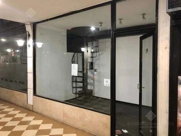 Local en galería Las Tejas-  Lanus Este