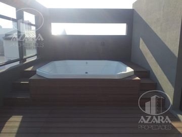 Exclusivo 4 ambientes c/terraza propia con parrilla y jacuzzi