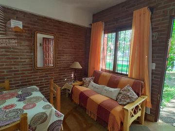 Dúplex en venta de 2 dormitorios c/ cochera en Costa Azul