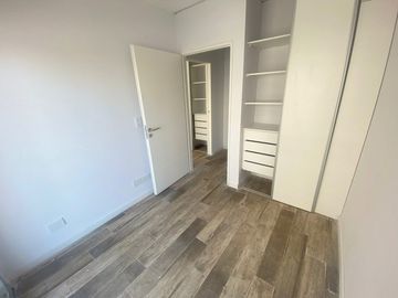 Venta, Departamento, 3 Ambientes, Con Cochera, Piso Alto, Luminoso,  Almagro, Caballito