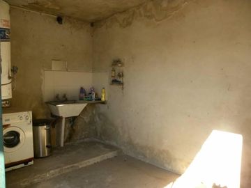 Casa en venta en G. de Laferrere con amplio terreno