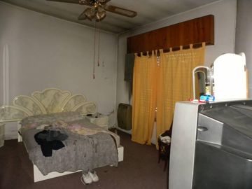 Casa en venta en G. de Laferrere con amplio terreno