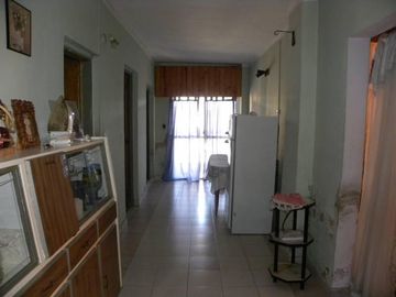 Casa en venta en G. de Laferrere con amplio terreno