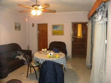 Casa en venta en G. de Laferrere con amplio terreno