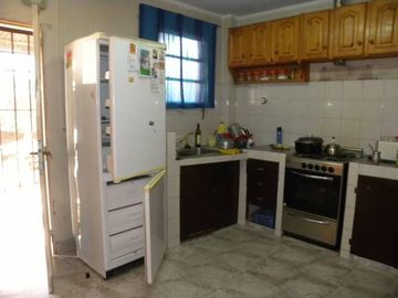 Casa en venta en G. de Laferrere con amplio terreno