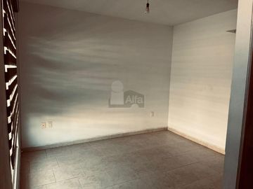 Casa en Venta en Fracc. El Dorado, León, Gto.a lado de Via Alta y el Blvd. Aeropuerto Amplia