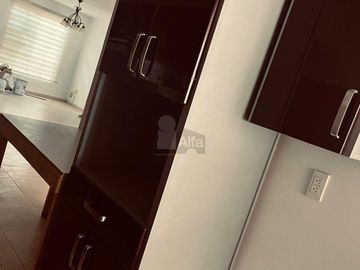 Casa en Venta en Fracc. El Dorado, León, Gto.a lado de Via Alta y el Blvd. Aeropuerto Amplia