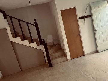 Casa en Venta en Fracc. El Dorado, León, Gto.a lado de Via Alta y el Blvd. Aeropuerto Amplia