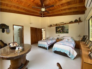 Venta de cabaña en frente de la playa, en Don Jaca, Santa Marta