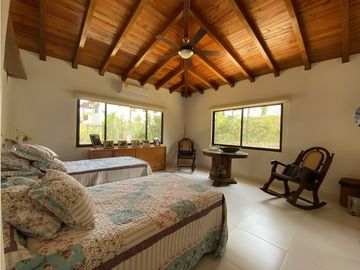 Venta de cabaña en frente de la playa, en Don Jaca, Santa Marta