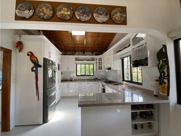 Venta de cabaña en frente de la playa, en Don Jaca, Santa Marta