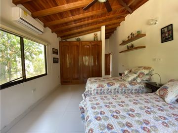 Venta de cabaña en frente de la playa, en Don Jaca, Santa Marta