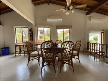 Venta de cabaña en frente de la playa, en Don Jaca, Santa Marta
