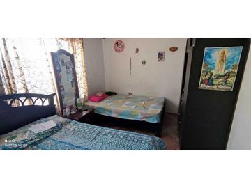CASA EN VENTA ESQUINERA MULTIFAMILIAR LA RIVERA 2