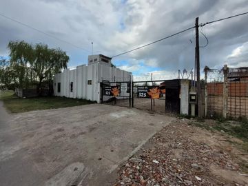 Galpón en venta - 2 Baños - 1.488Mts2 - Tolosa, La Plata