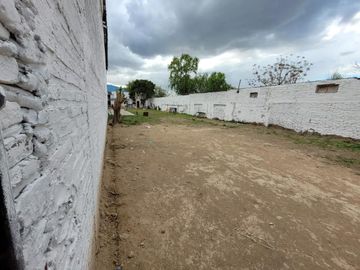 Galpón en venta - 2 Baños - 1.488Mts2 - Tolosa, La Plata