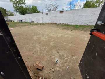 Galpón en venta - 2 Baños - 1.488Mts2 - Tolosa, La Plata