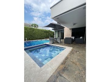 VENTA DE CASA CAMPESTRE CON PISCINA. VALLE VERDE, ALFAGURA-JAMUNDI