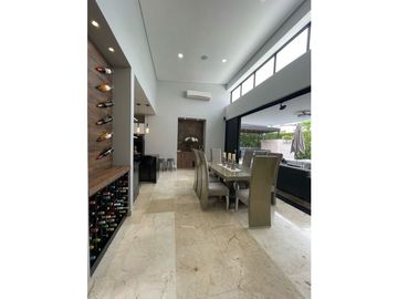 VENTA DE CASA CAMPESTRE CON PISCINA. VALLE VERDE, ALFAGURA-JAMUNDI