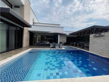 VENTA DE CASA CAMPESTRE CON PISCINA. VALLE VERDE, ALFAGURA-JAMUNDI