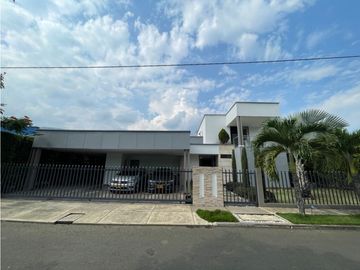 VENTA DE CASA CAMPESTRE CON PISCINA. VALLE VERDE, ALFAGURA-JAMUNDI