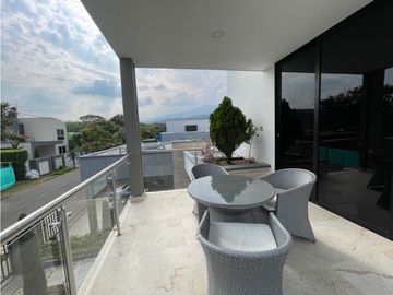 VENTA DE CASA CAMPESTRE CON PISCINA. VALLE VERDE, ALFAGURA-JAMUNDI