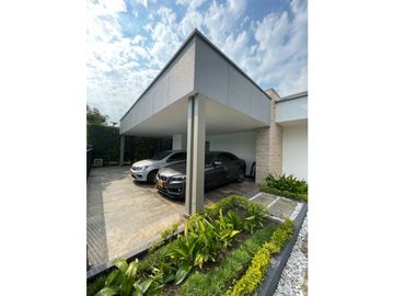 VENTA DE CASA CAMPESTRE CON PISCINA. VALLE VERDE, ALFAGURA-JAMUNDI
