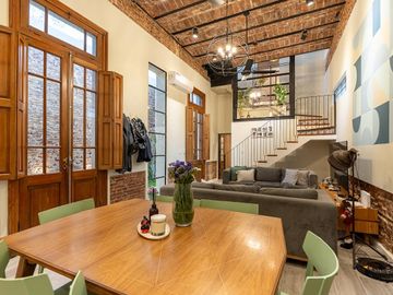 Venta Casa De Estilo Tres Dormitorios Reciclada Terraza. Echesortu