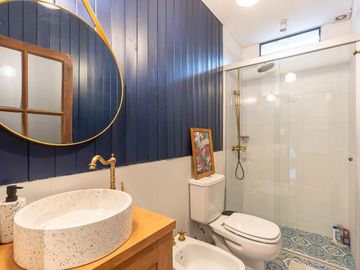 Venta Casa De Estilo Tres Dormitorios Reciclada Terraza. Echesortu