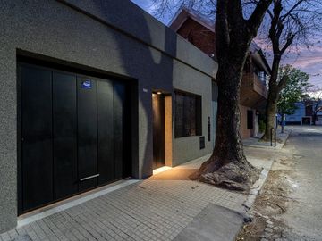 Venta Casa De Estilo Tres Dormitorios Reciclada Terraza. Echesortu