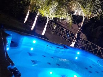 Casa en venta al río  Boat Center Tigre. Venta con renta.
