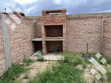 En Venta, dúplex 2 dormitorios,  B° Bella Vista Plottier