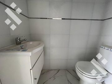 En Venta, dúplex 2 dormitorios,  B° Bella Vista Plottier