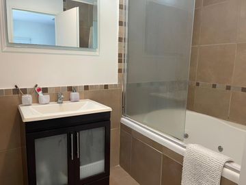 Casa en venta en Barrio Privado El Aromo con pileta APTO CREDITO