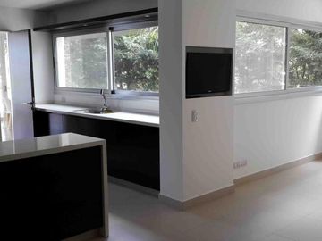 Casa en venta con renta en el barrio Santa Barbara
