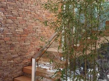 Casa en venta con renta en el barrio Santa Barbara